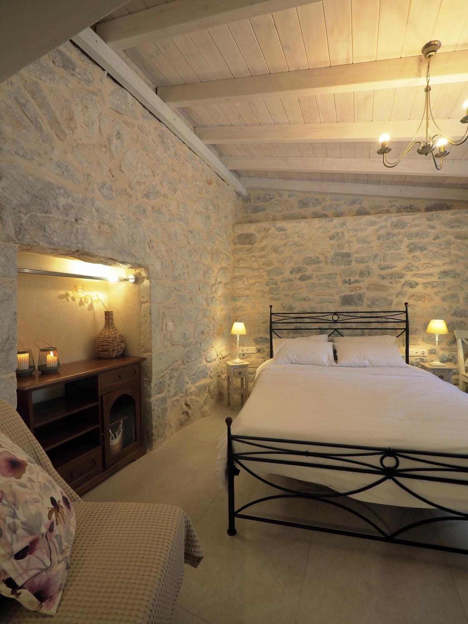Sophia Areopoli Guesthouse ภายนอก รูปภาพ