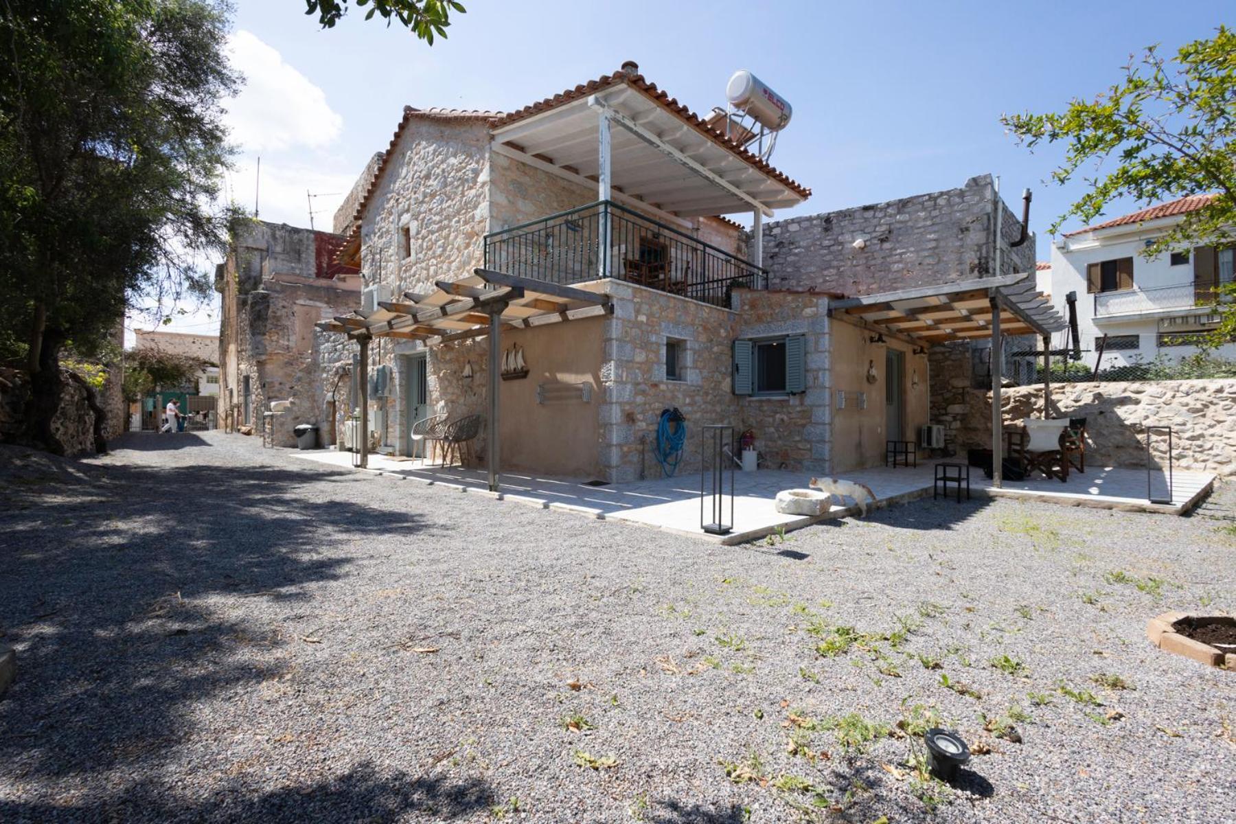 Sophia Areopoli Guesthouse ภายนอก รูปภาพ