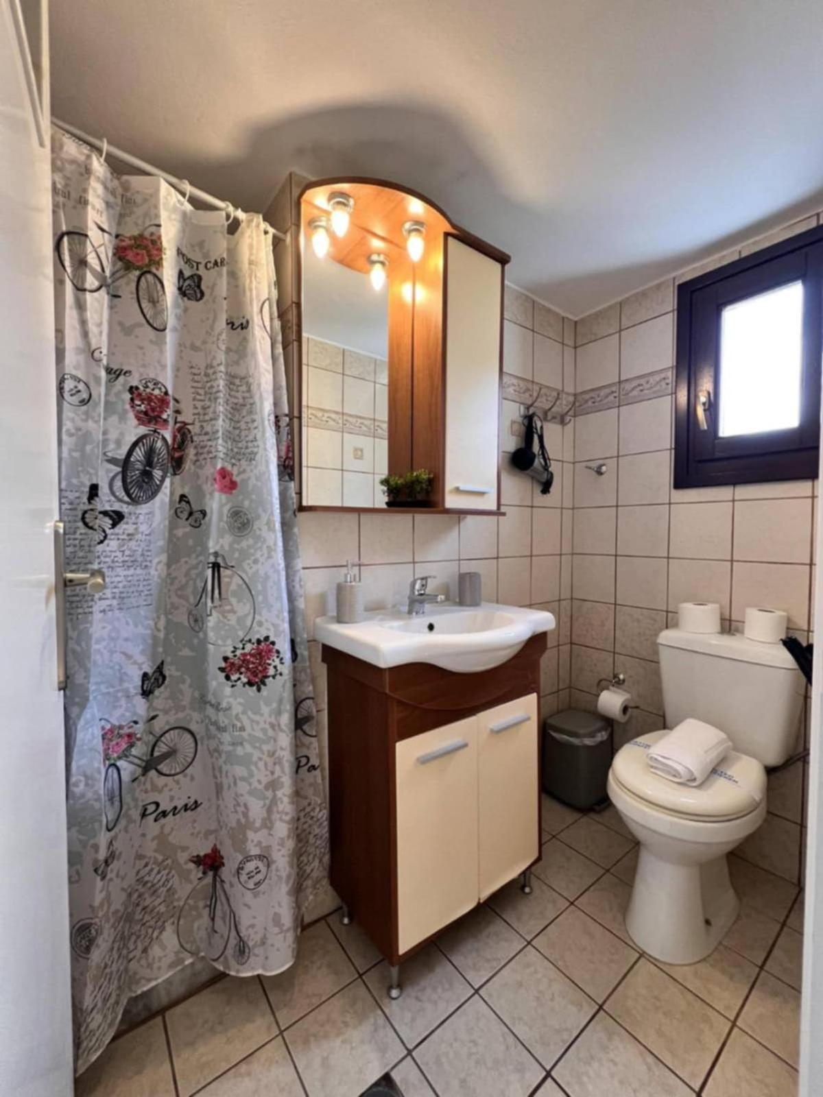 Sophia Areopoli Guesthouse ภายนอก รูปภาพ